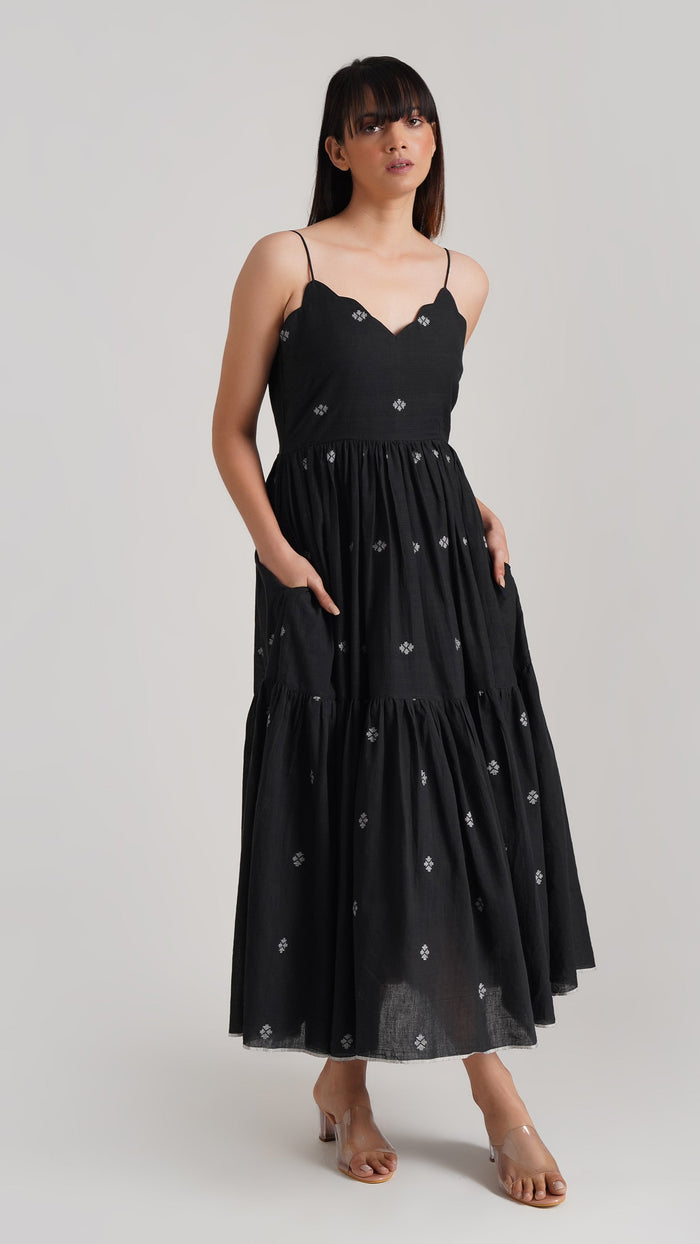 Queens Dress, Women's midi dress, maxi dress, pocket details