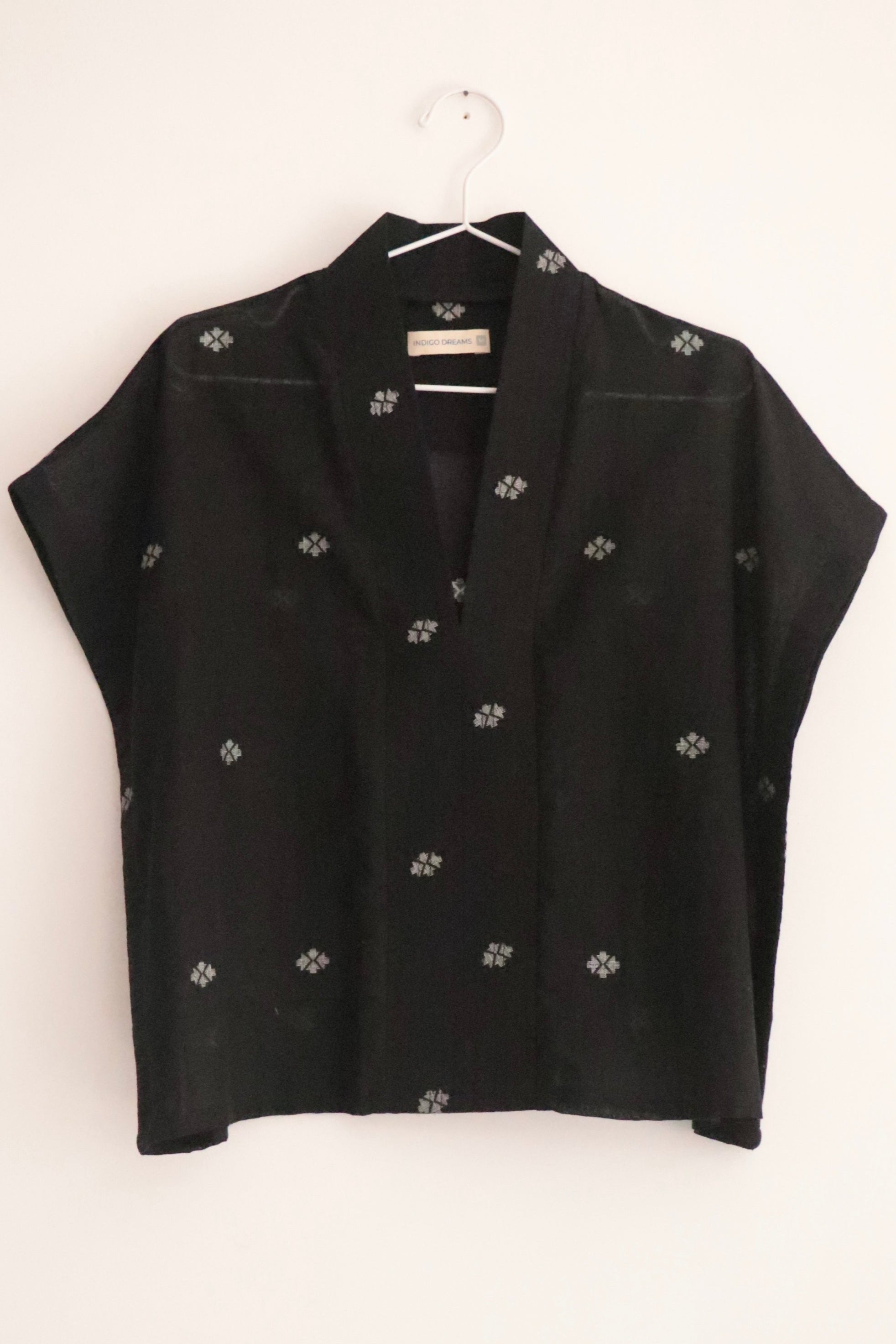 Sara Kimono Top_Top _ Blouse_close up