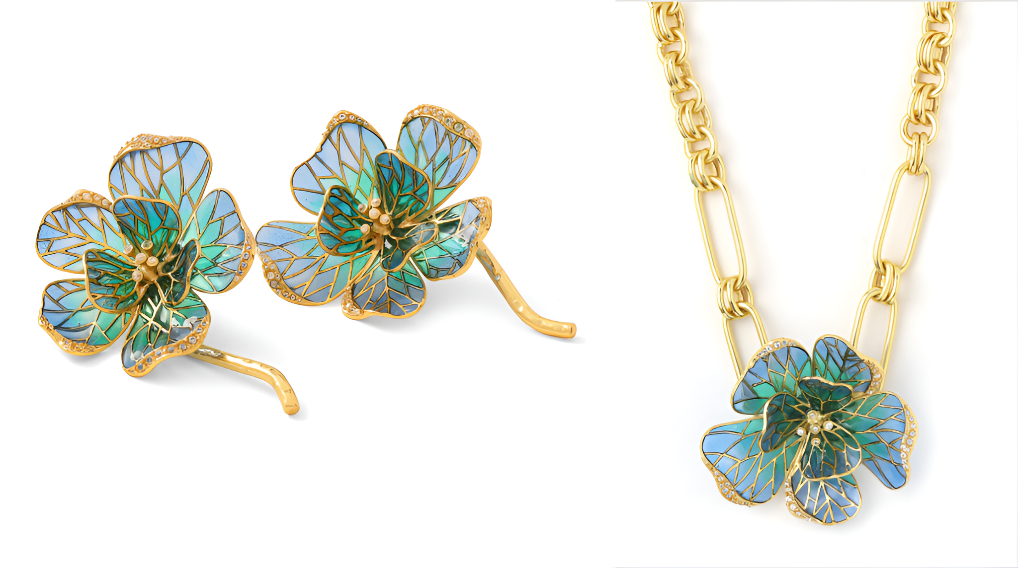 Mastering the Statement Look With Bold Jewelry